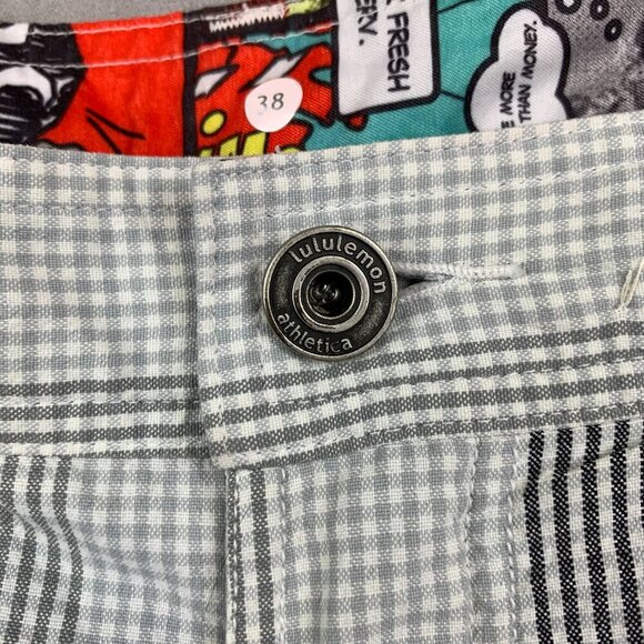 Lululemon Mens Shorts 38 White Plaid Chino Nylon Spandex Stretch 9" Inseam Golf - Picture 3 of 7